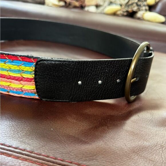 💥Chico’s Genuine Leather Belt – Multicolor Woven Accent, Size M - Picture 5 of 6